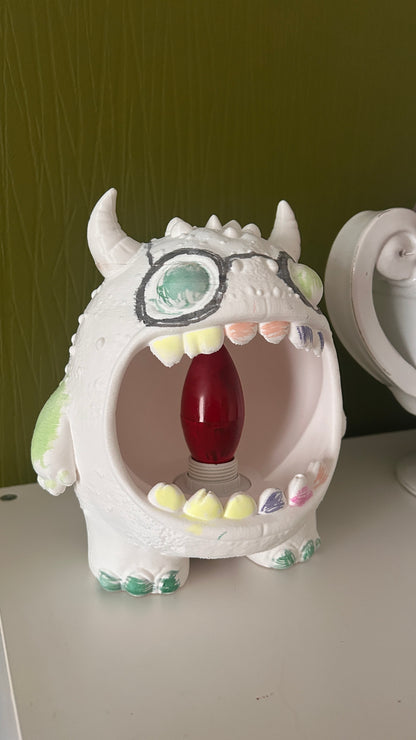 BUDIS Lamp - Bedside Friendly Monster Lamp