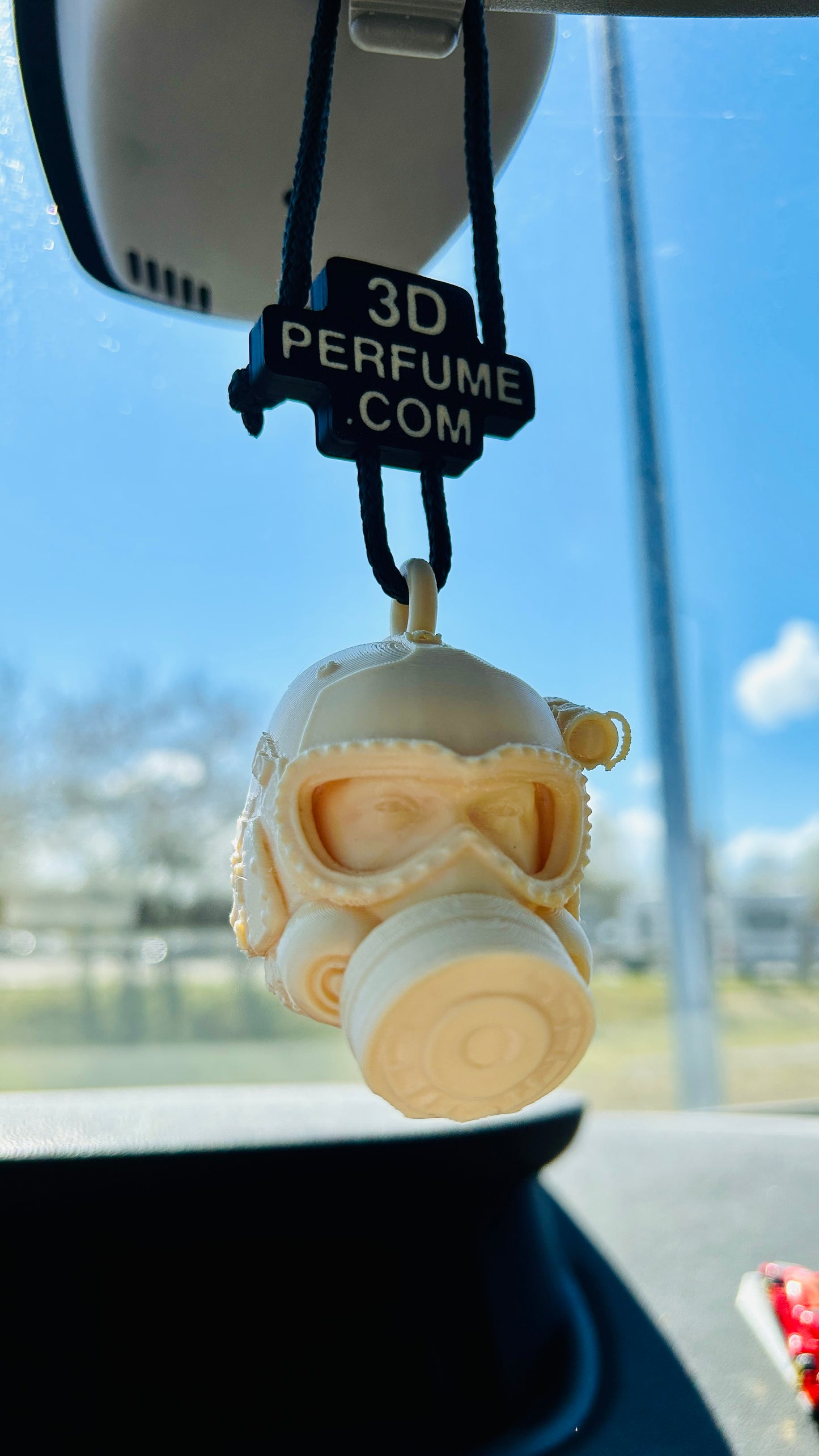 METRO ARTYOM car airfreshener