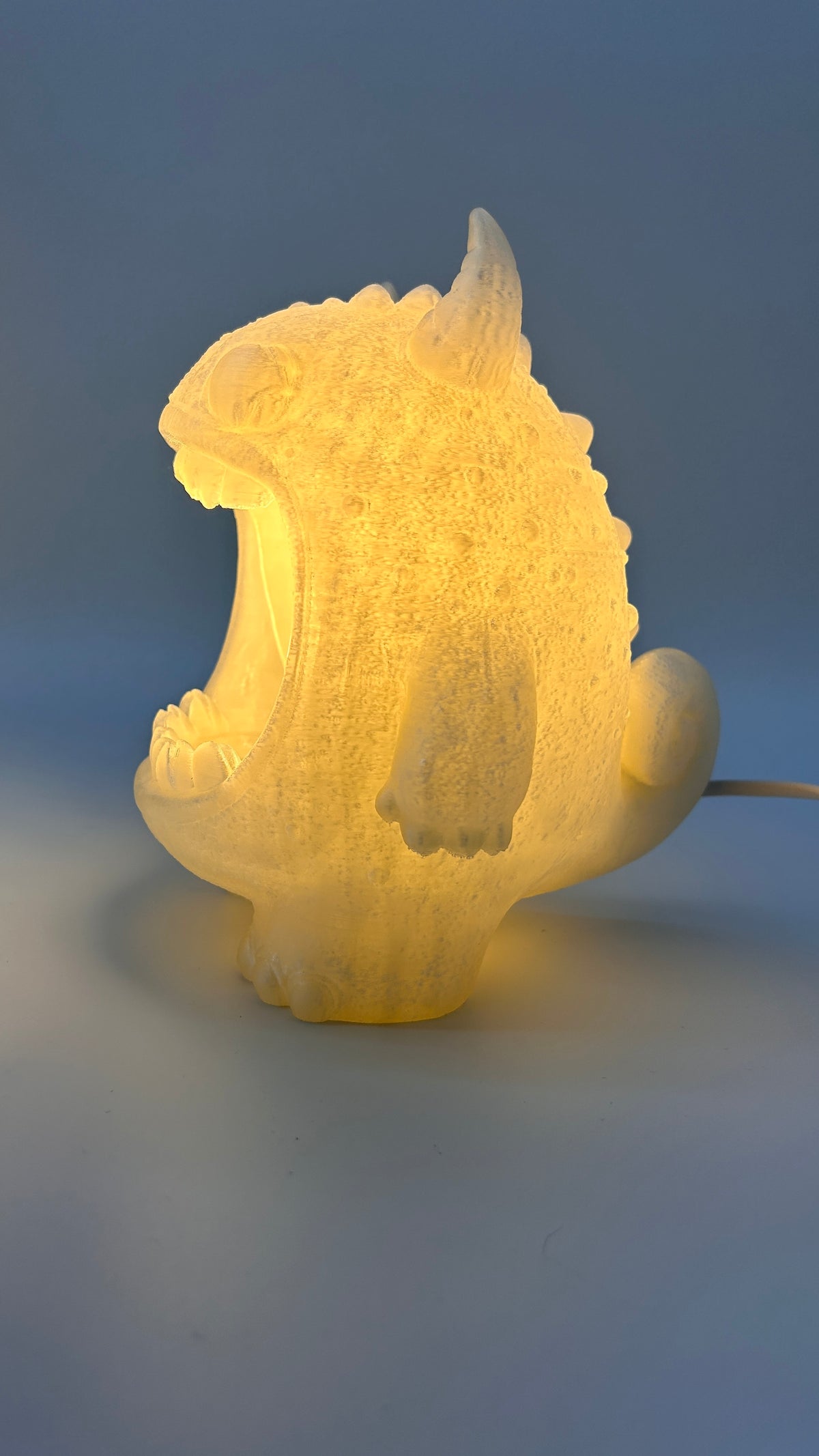 BUDIS Lamp - Bedside Friendly Monster Lamp