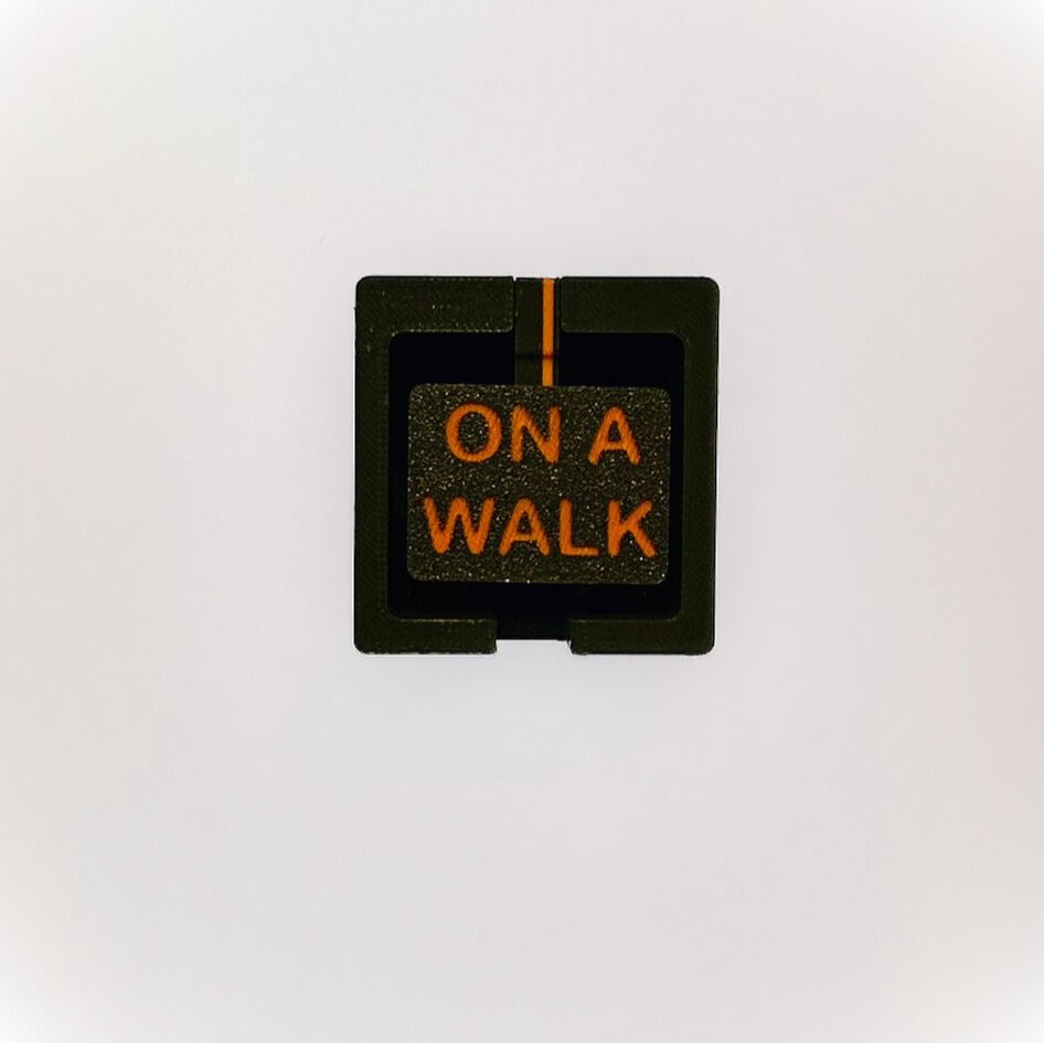 Dog leash wall mount – changing sign “Let’s Walk / On a Walk”